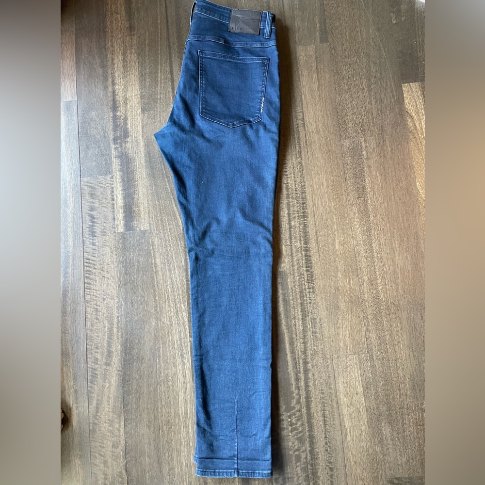 NEUW “Ray Tapered”